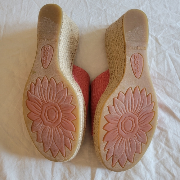 Born Missoula Wedge Sandals - Picture 9 of 9